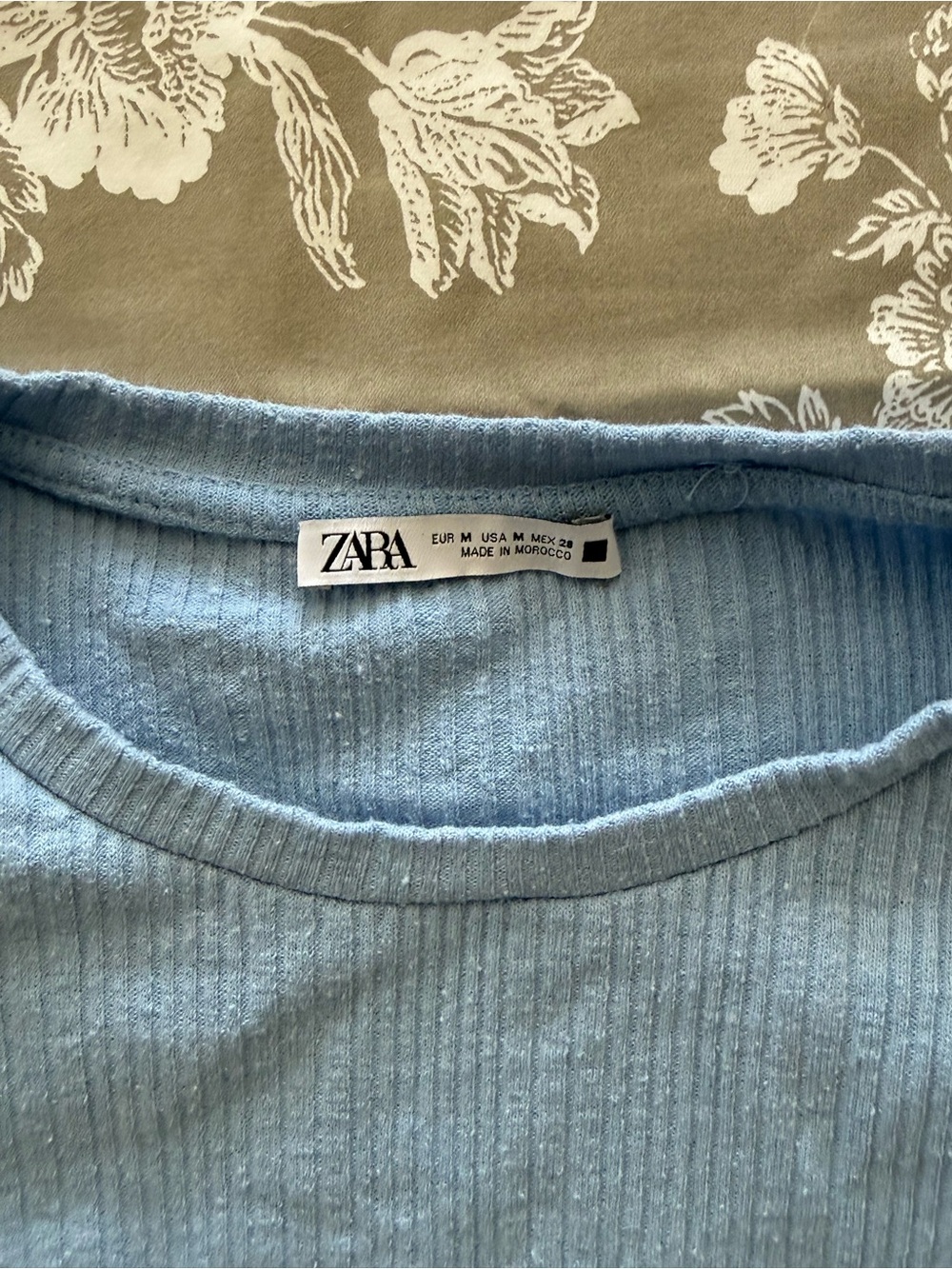 Zara Light Blue Ribbed Ruffle Sleeve Top - Picture 2 of 4